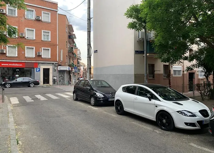 Vallecas Plaza